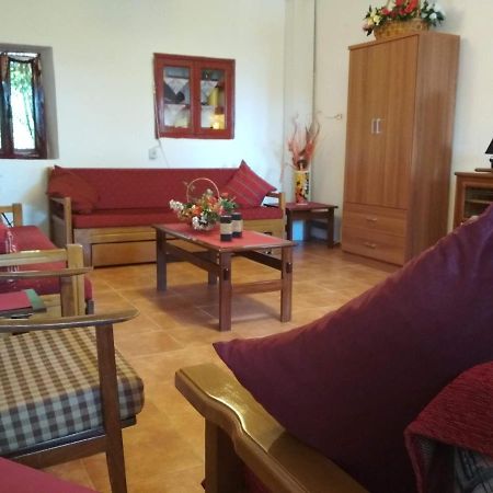 Maison Des Amis Vatopédhion Bagian luar foto