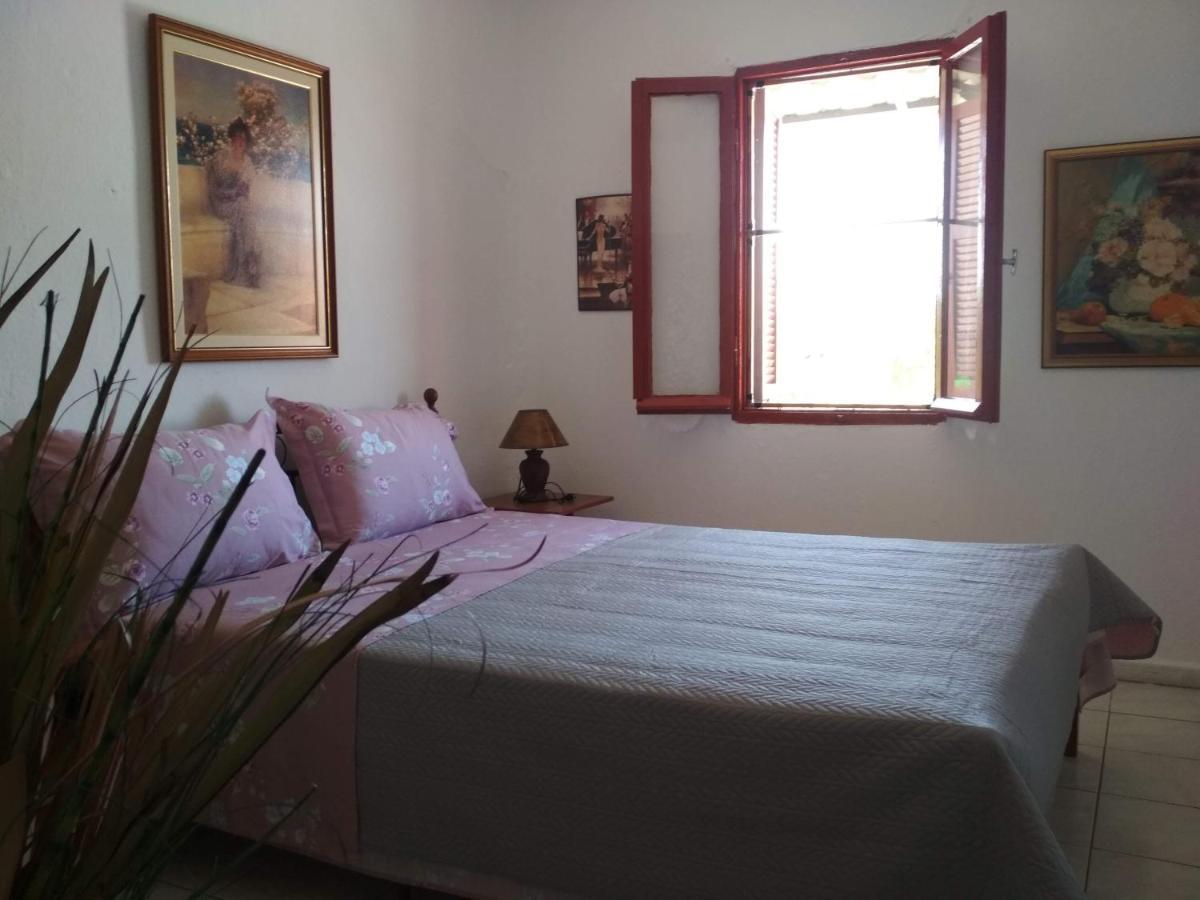 Maison Des Amis Vatopédhion Bagian luar foto